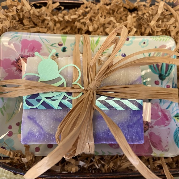 Meet your Posher, Ginny - Picture 1 of 1